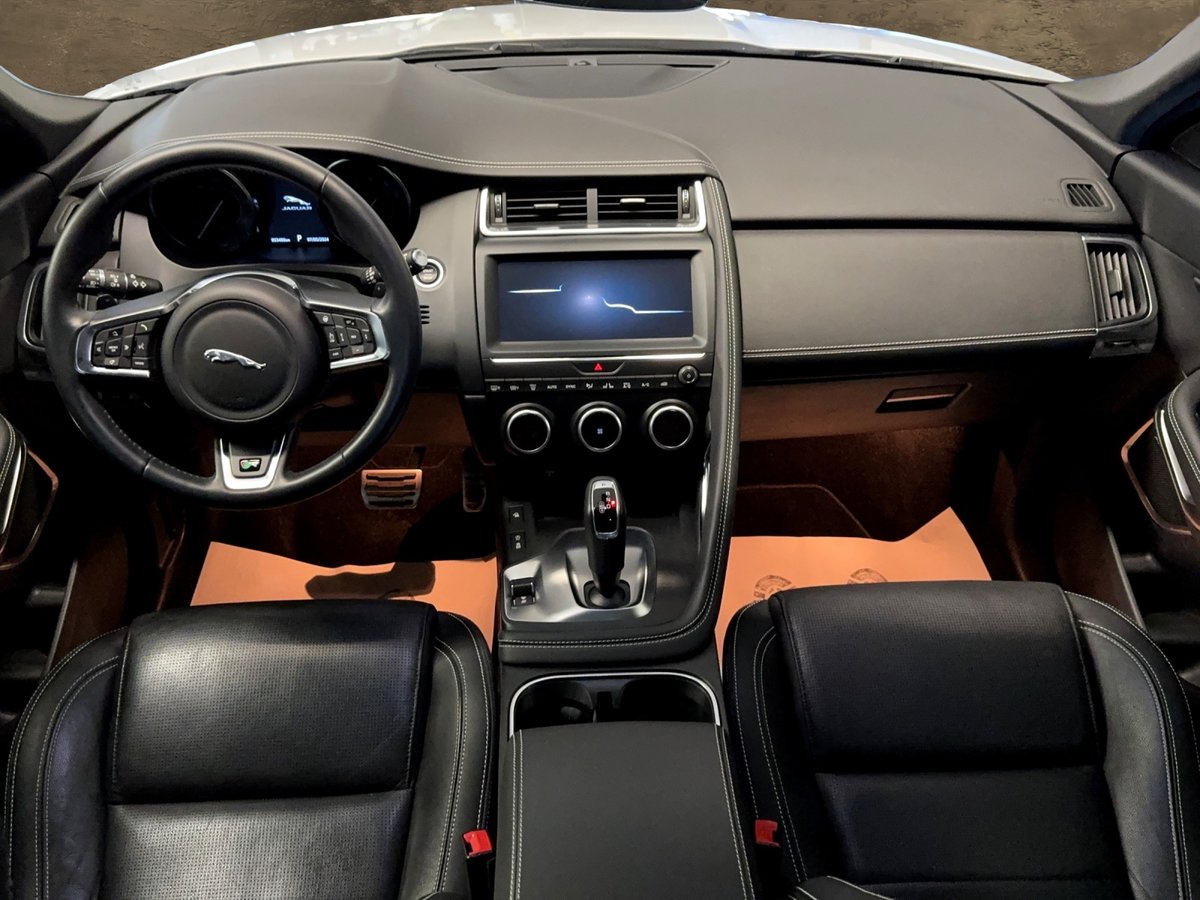JAGUAR E-Pace 2.0 P250 R-Dynamic AWD Automatik, Benzina, Occasioni / Usate, Automatico - 4