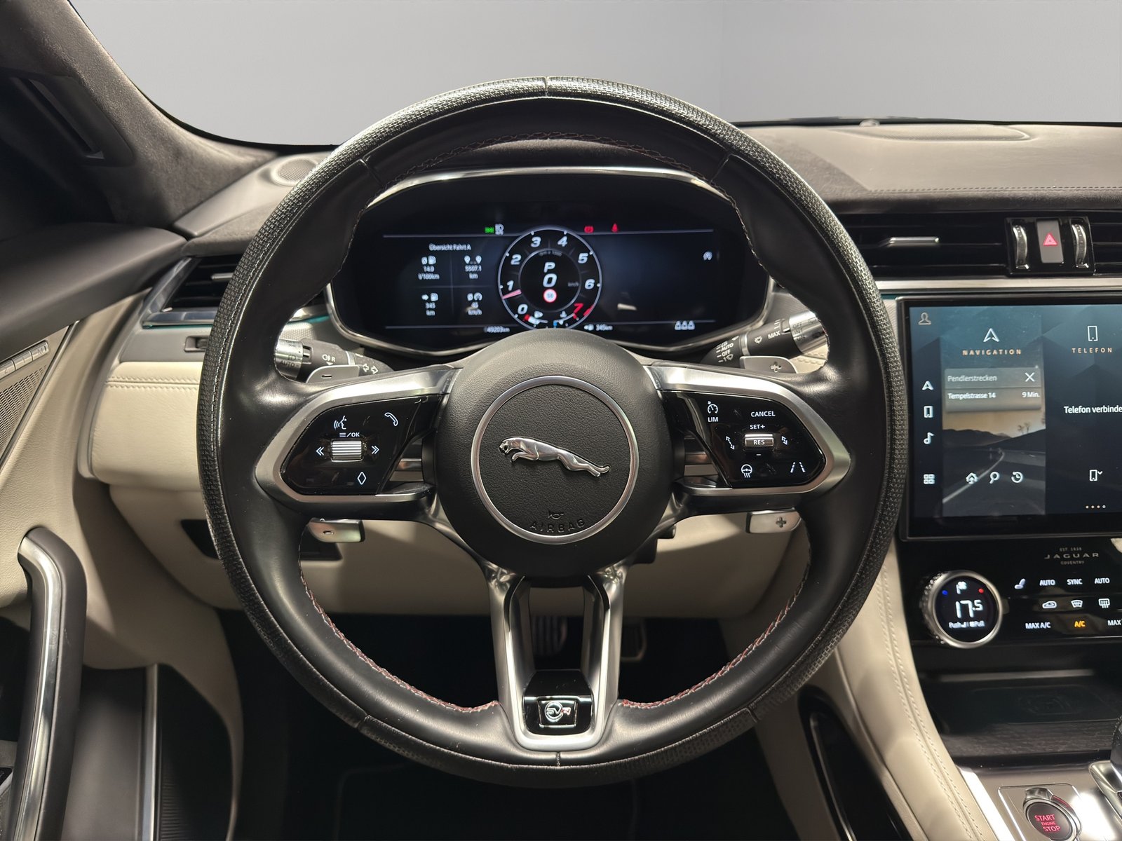 JAGUAR F-Pace 5.0 V8 SVR AWD, Essence, Occasion / Utilisé, Automatique - 6