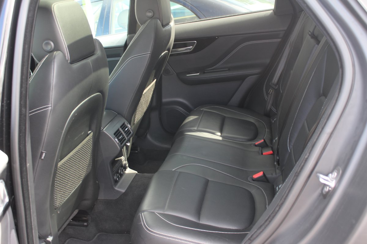 JAGUAR F-Pace 25d R-Sport AWD Automatik, Diesel, Occasioni / Usate, Automatico - 3