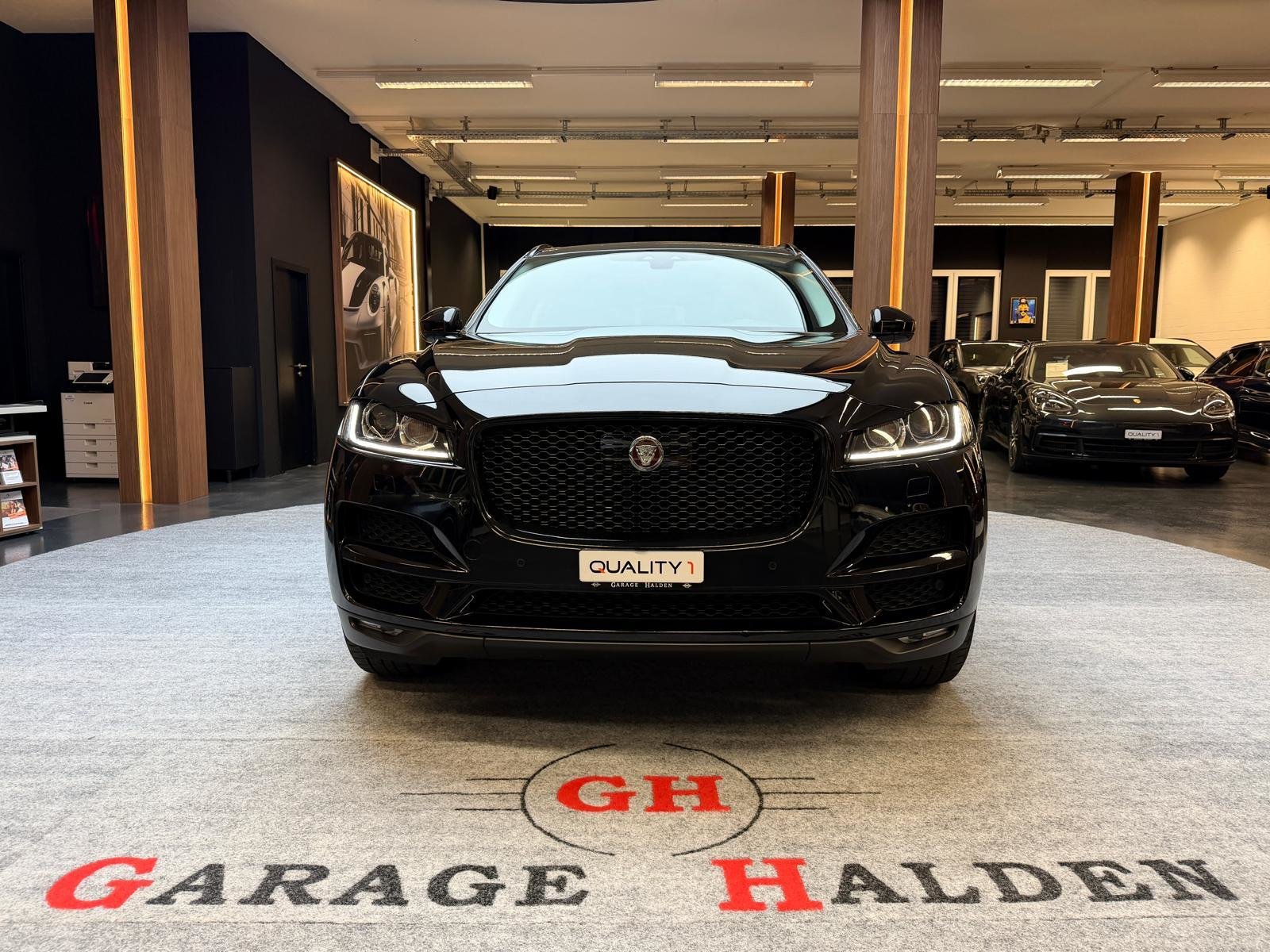 JAGUAR F-Pace 2.0 D 240 Prestige AWD, Diesel, Occasioni / Usate, Automatico - 2