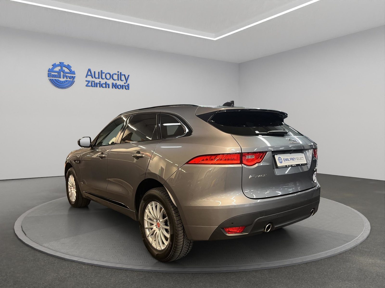 JAGUAR F-Pace 3.0 V6 D R-Sport AWD, Diesel, Second hand / Used, Automatic - 3