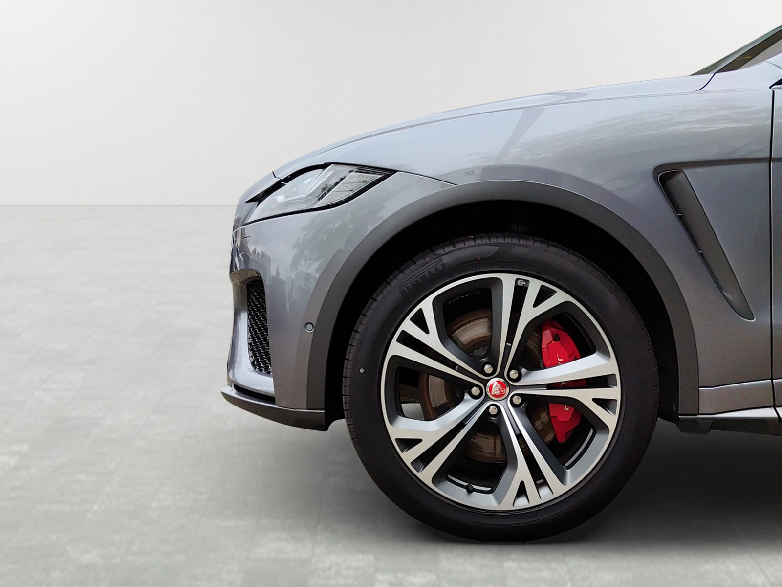 JAGUAR F-Pace 5.0 V8 SVR AWD Automatik, Essence, Occasion / Utilisé, Automatique - 3