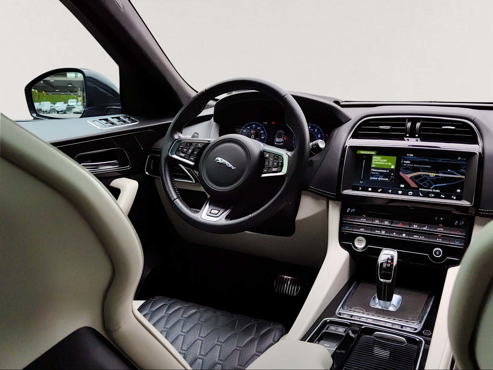 JAGUAR F-Pace 5.0 V8 SVR AWD Automatik, Essence, Occasion / Utilisé, Automatique - 7