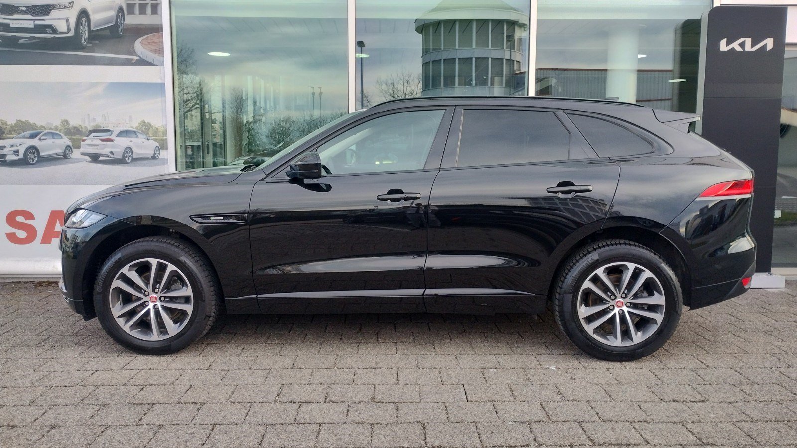 JAGUAR F-Pace 25t 2.0 R-Sport AWD Automatik, Benzina, Occasioni / Usate, Automatico - 2