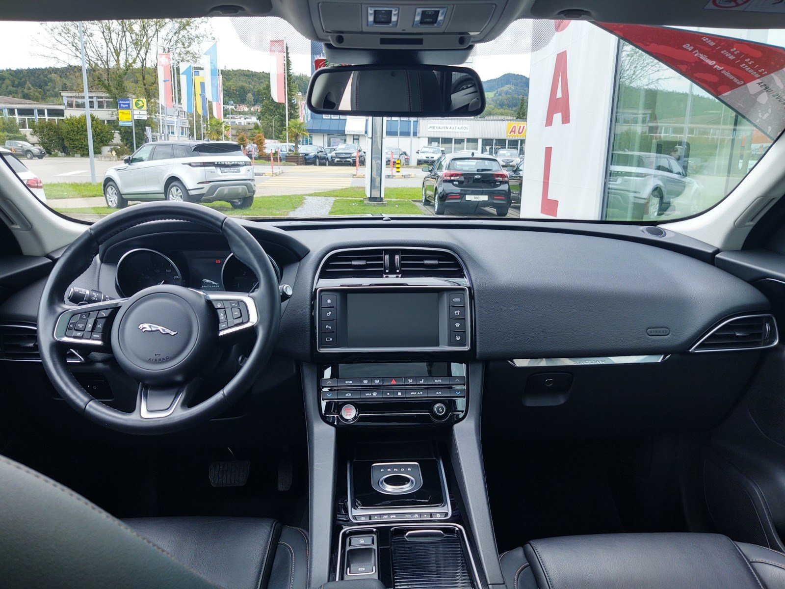 JAGUAR F-Pace 2.0d Prestige Advantage AWD Automatik, Diesel, Occasioni / Usate, Automatico - 5