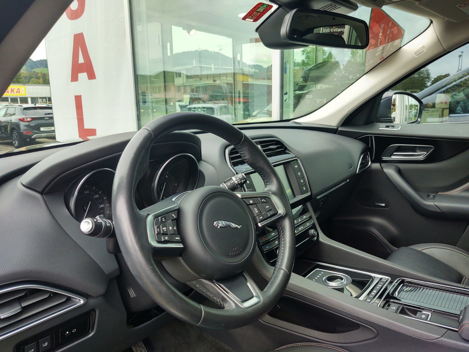 JAGUAR F-Pace 2.0d Prestige Advantage AWD Automatik, Diesel, Occasioni / Usate, Automatico - 6