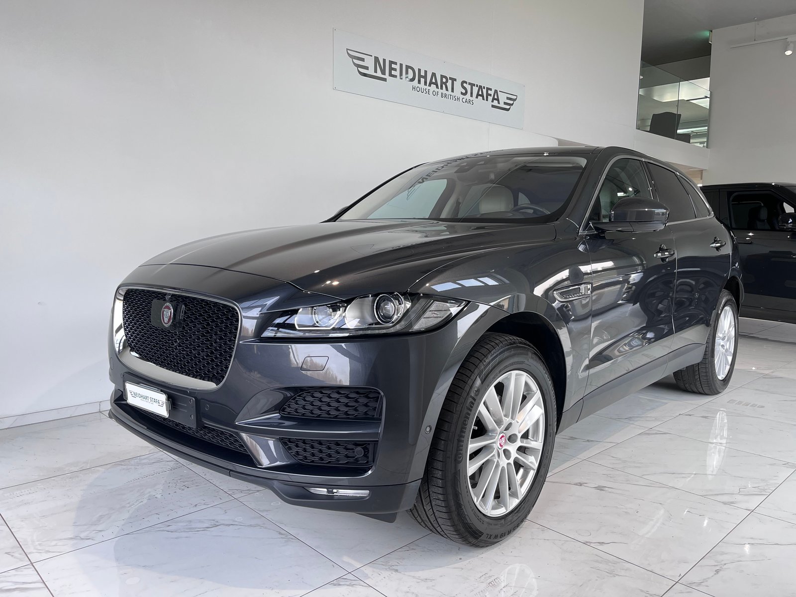 JAGUAR F-Pace 2.0d Prestige AWD Automatik, Diesel, Occasion / Gebraucht, Automatik - 2