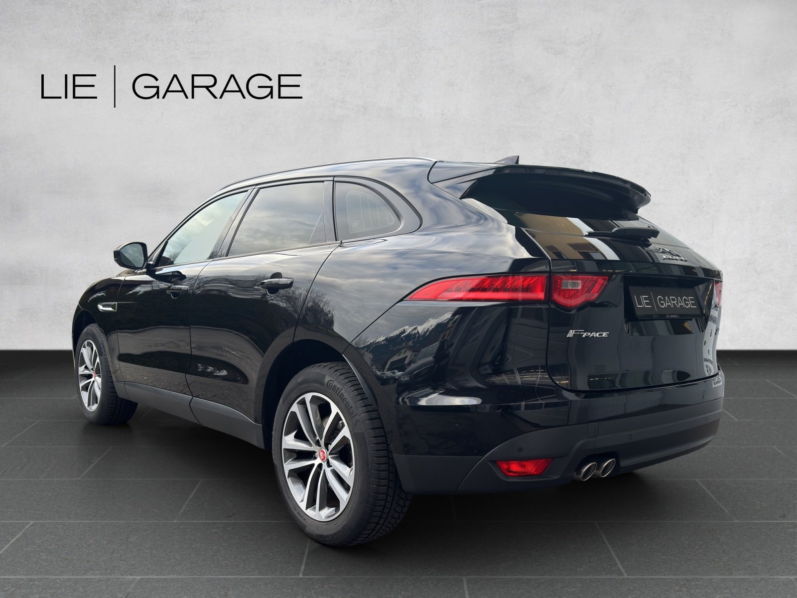 JAGUAR F-Pace 2.0d Pure AWD Automatik, Diesel, Occasion / Gebraucht, Automatik - 2