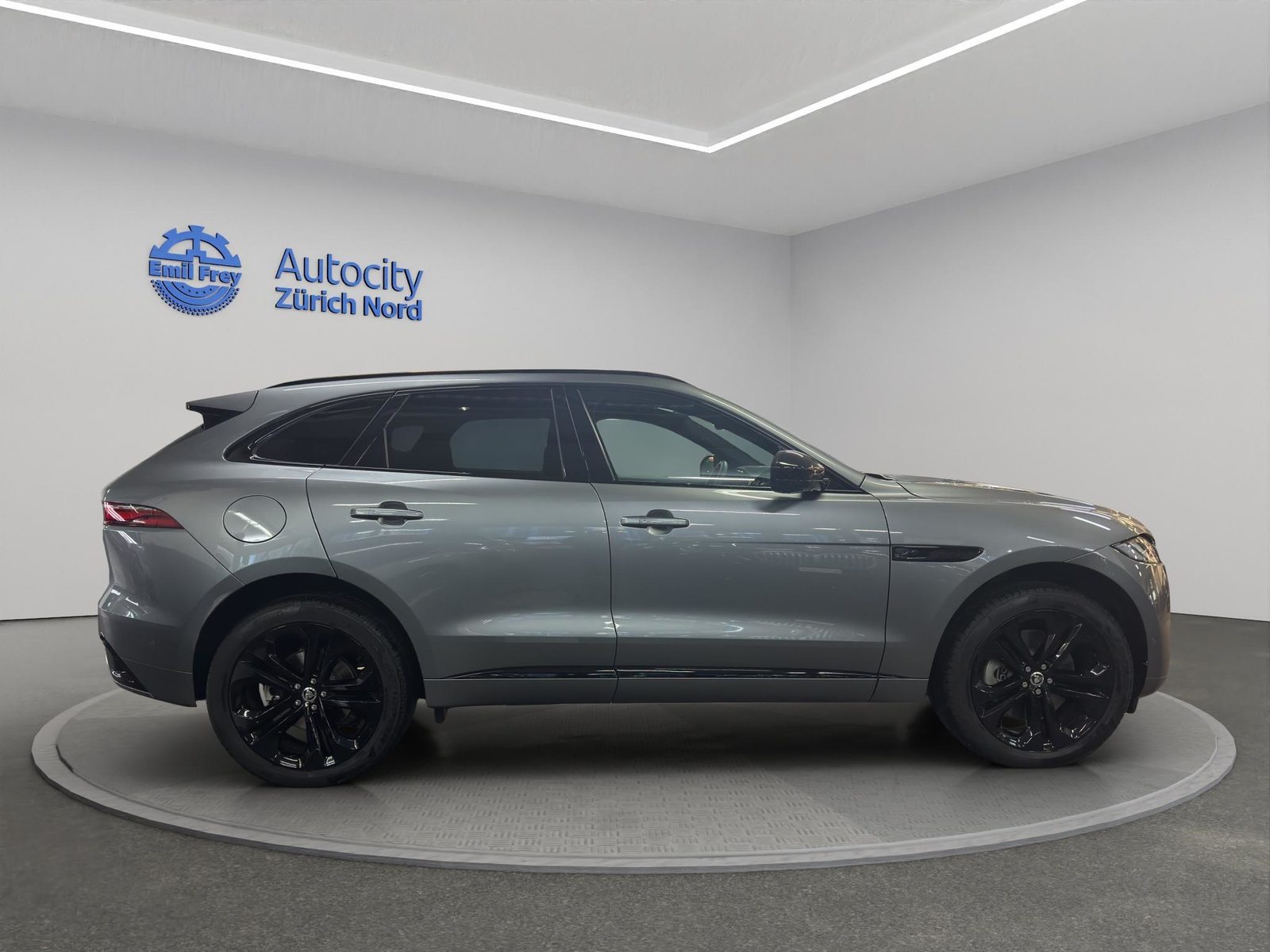 JAGUAR F-Pace 3.0 D I6 R-Dynamic SE 90th Anniversary Edition AWD, Hybride Leggero Diesel/Elettrica, Occasioni / Usate, Automatico - 4