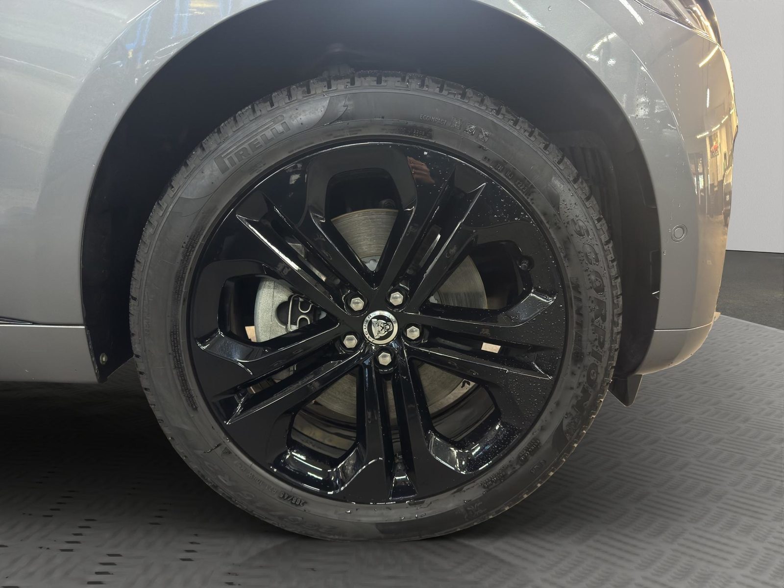 JAGUAR F-Pace 3.0 D I6 R-Dynamic SE 90th Anniversary Edition AWD, Hybride Leggero Diesel/Elettrica, Occasioni / Usate, Automatico - 6