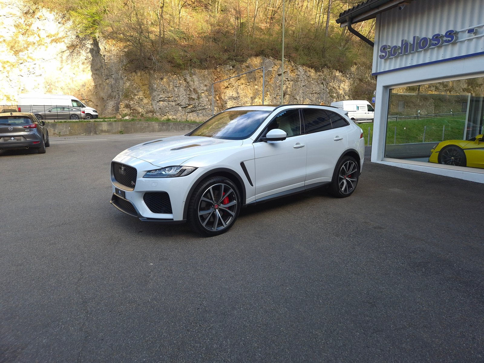 JAGUAR F-Pace 5.0 V8 SVR AWD Automatik, Benzin, Occasion / Gebraucht, Automatik - 6