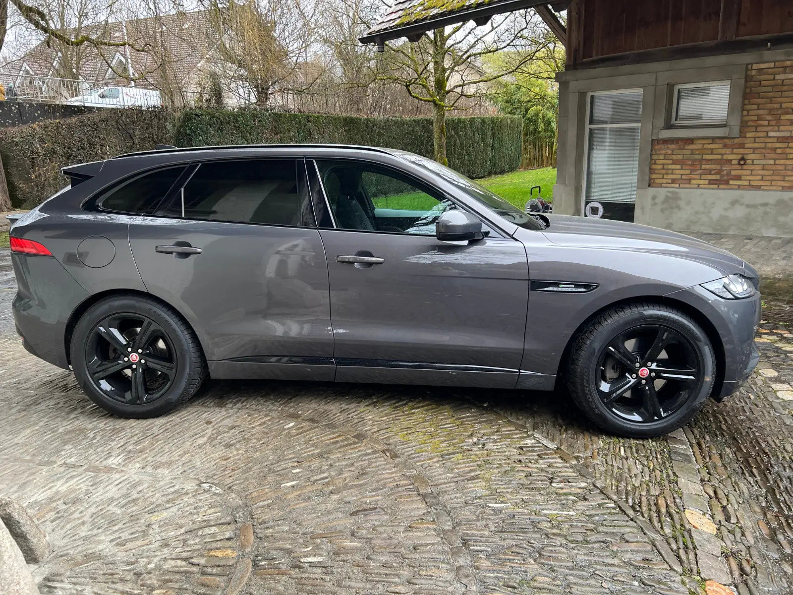 JAGUAR F-Pace 3.0 V6 S/C R-Sport AWD, Benzina, Occasioni / Usate, Automatico - 2