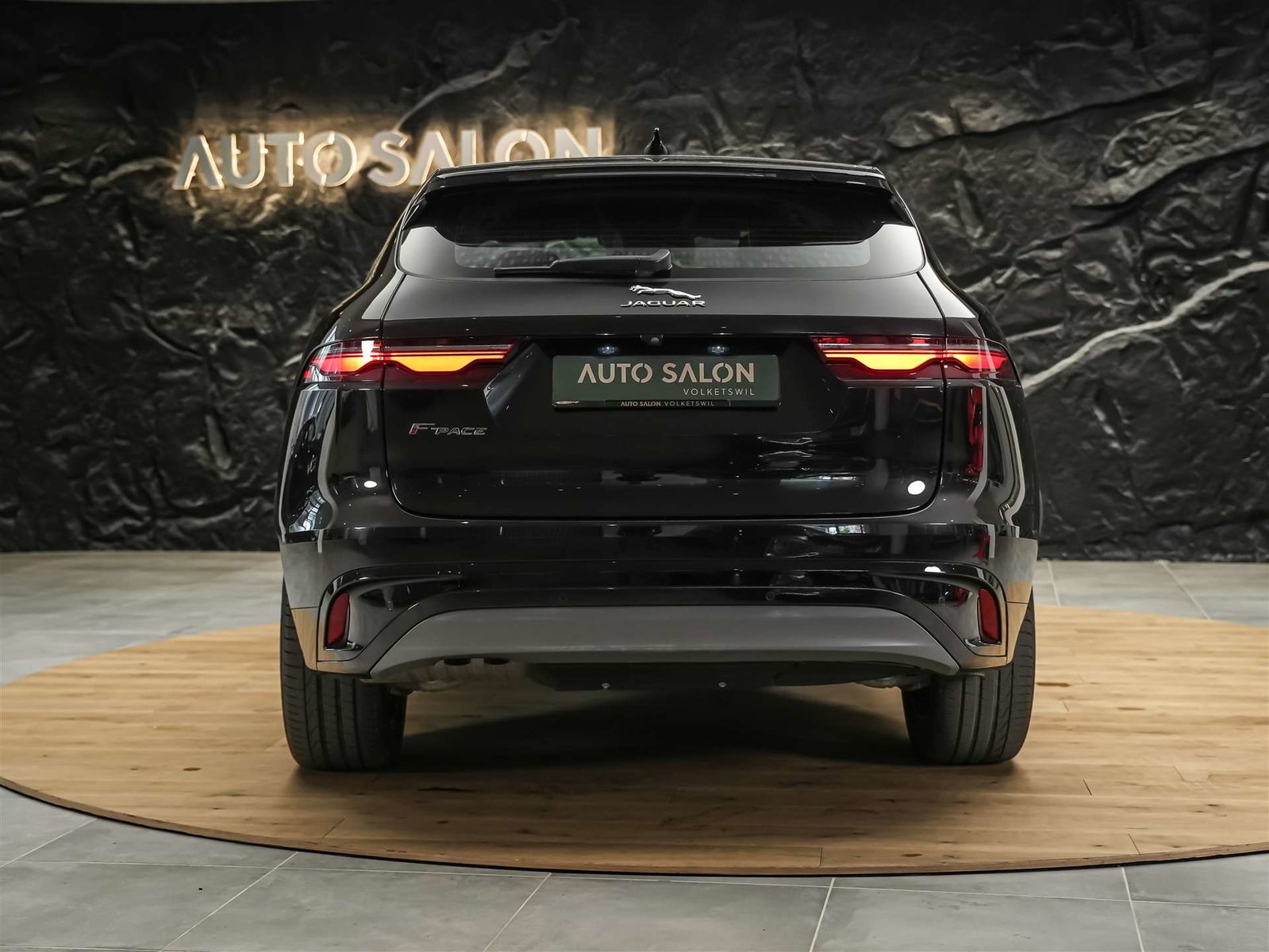 JAGUAR F-Pace 2.0 D I4 200 R-Dynamic SE AWD, Diesel, Occasion / Gebraucht, Automatik - 4