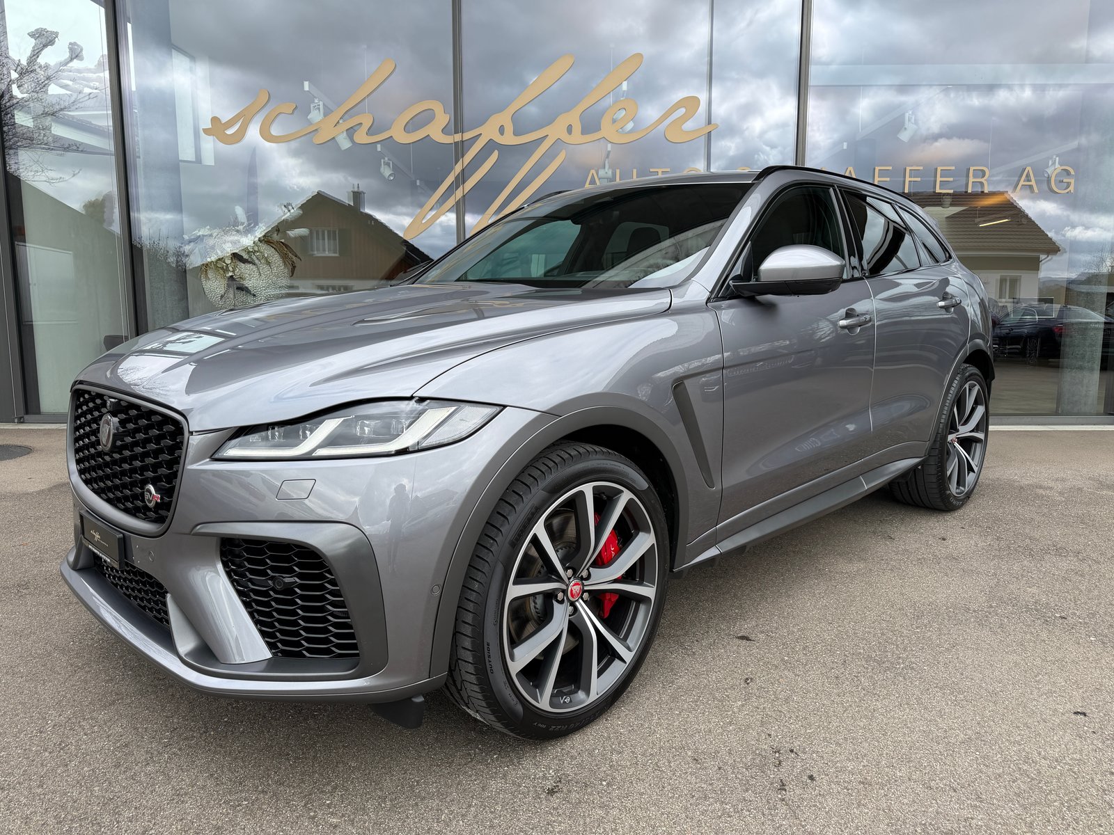 JAGUAR F-Pace 5.0 V8 SVR P550 AWD, Benzin, Occasion / Gebraucht, Automatik - 2