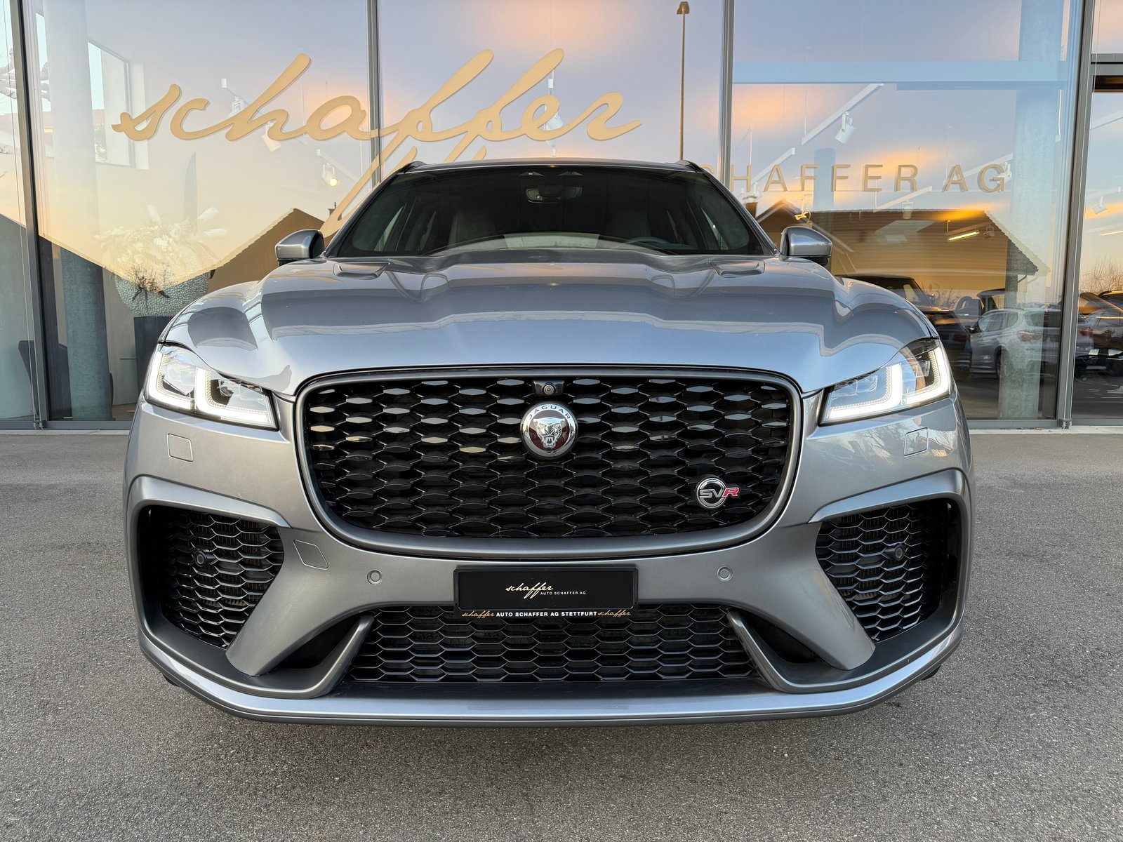 JAGUAR F-Pace 5.0 V8 SVR P550 AWD, Benzin, Occasion / Gebraucht, Automatik - 3