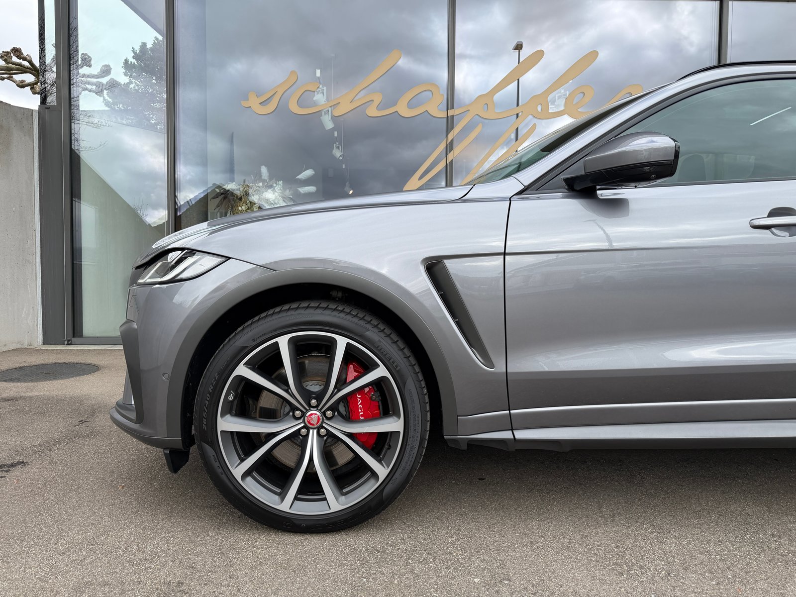 JAGUAR F-Pace 5.0 V8 SVR P550 AWD, Benzin, Occasion / Gebraucht, Automatik - 6
