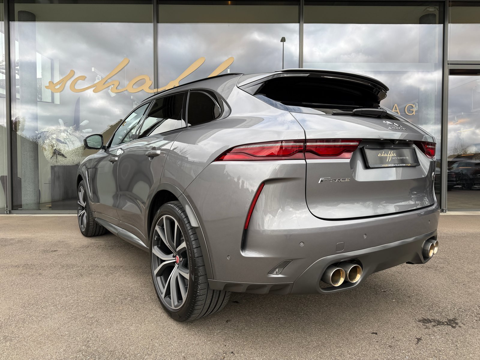 JAGUAR F-Pace 5.0 V8 SVR P550 AWD, Benzin, Occasion / Gebraucht, Automatik - 7