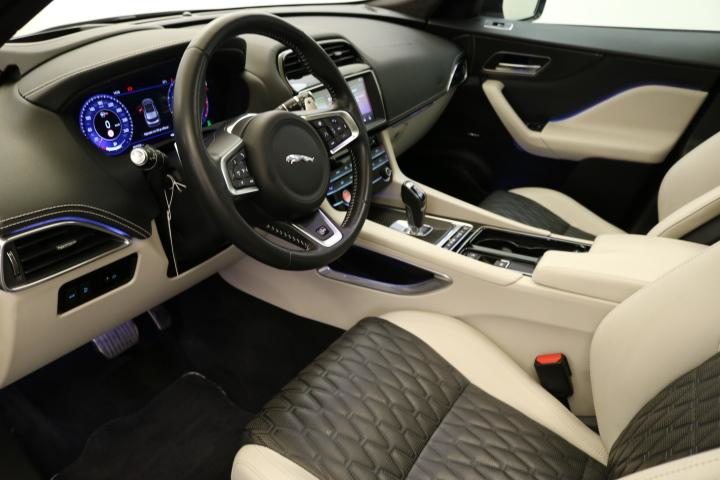 JAGUAR F-Pace 5.0 V8 SVR AWD, Benzin, Occasion / Gebraucht, Automatik - 7