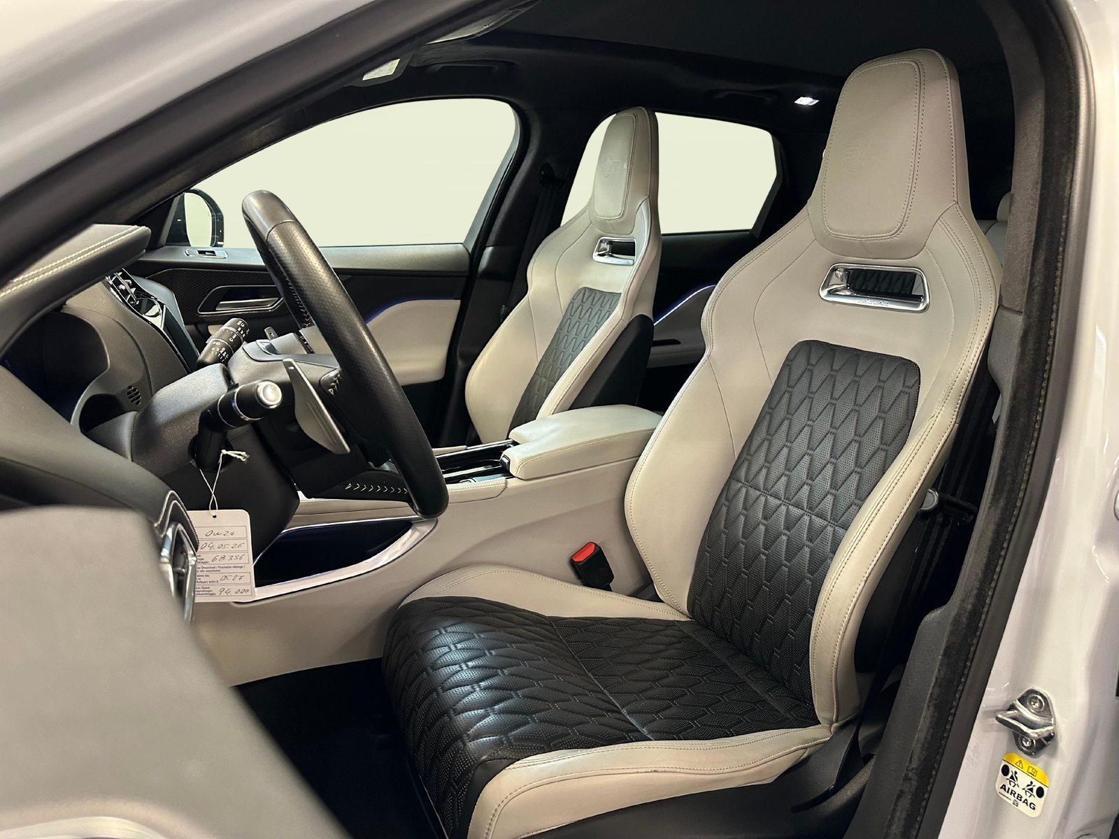 JAGUAR F-Pace 5.0 V8 SVR AWD, Essence, Occasion / Utilisé, Automatique - 5