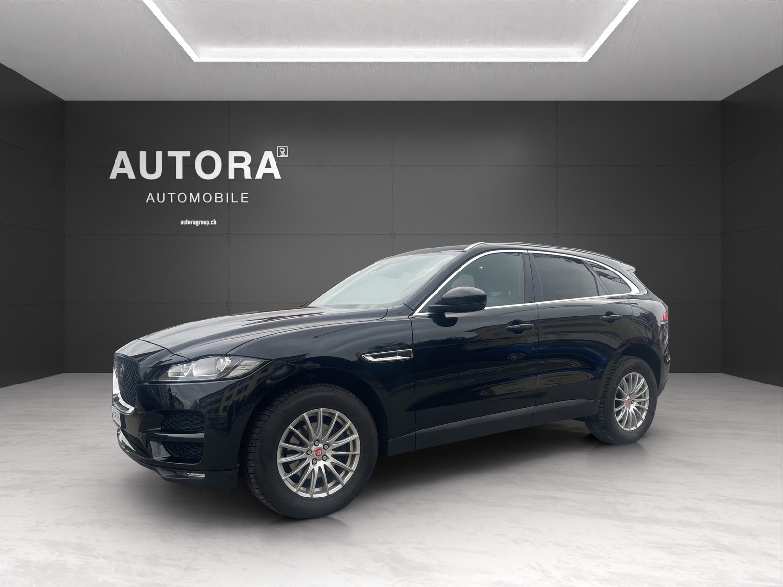 JAGUAR F-Pace 2.0d Pure AWD