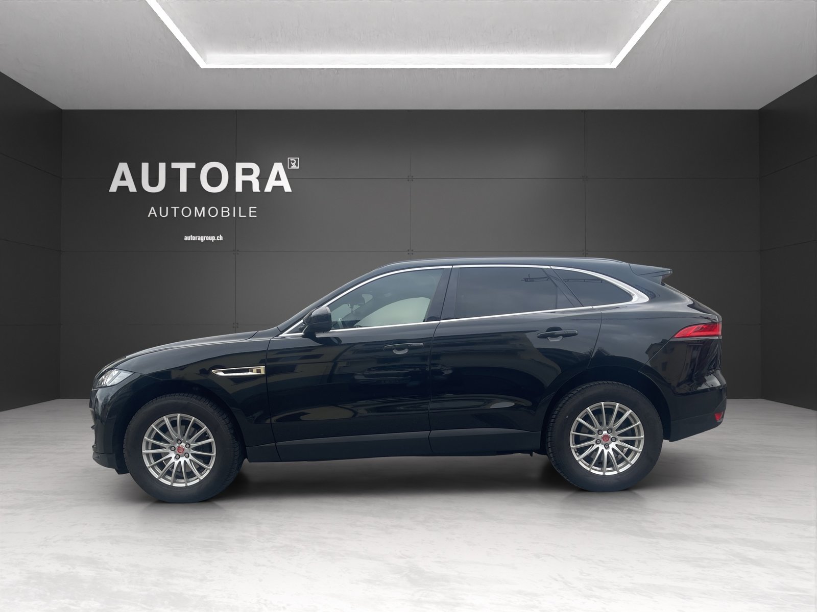 JAGUAR F-Pace 2.0d Pure AWD, Diesel, Occasioni / Usate, Manuale - 3