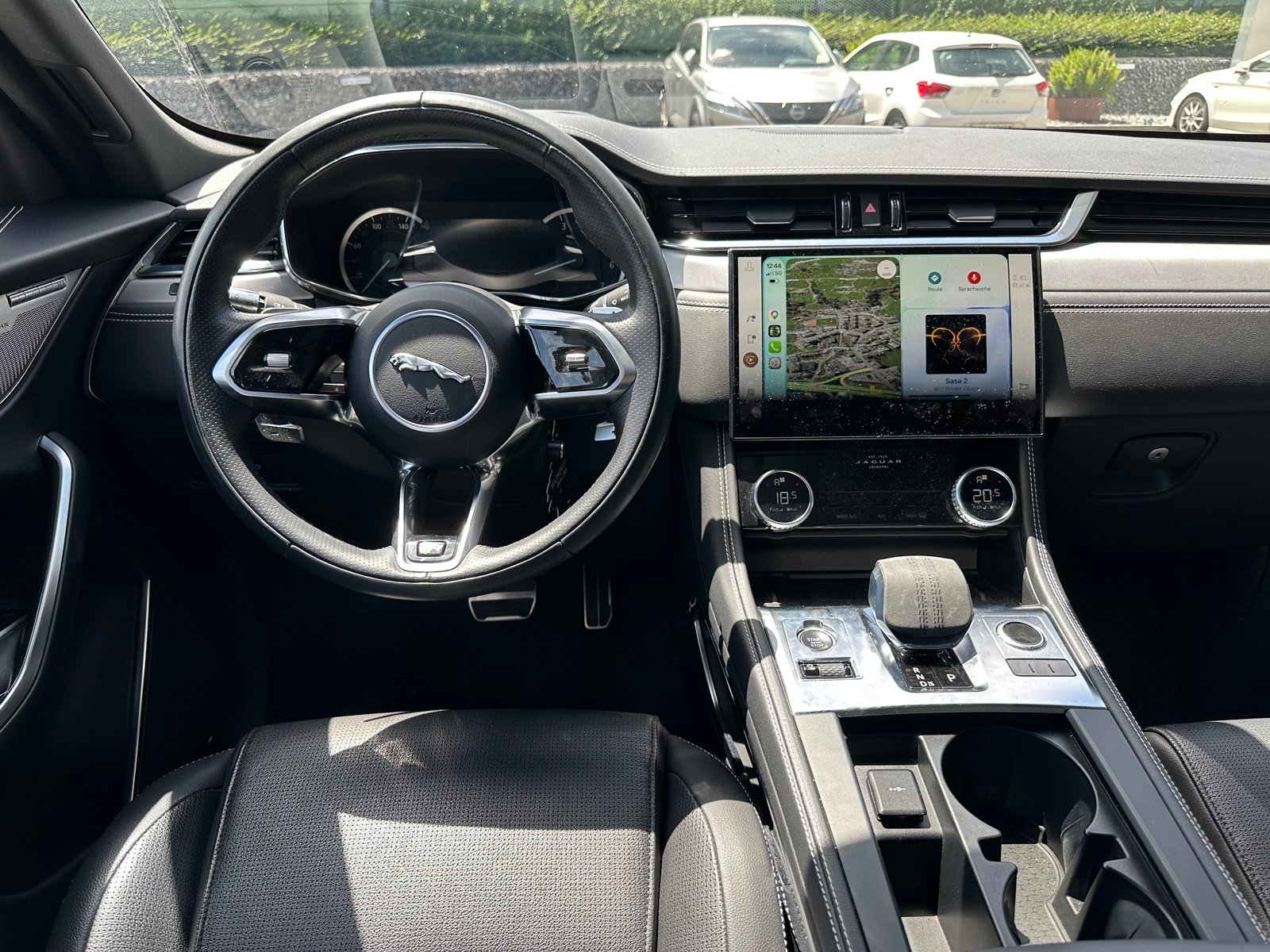 JAGUAR F-Pace 2.0 I4 250 R-Dynamic SE AWD / CH-Auslieferung, Essence, Occasion / Utilisé, Automatique - 7