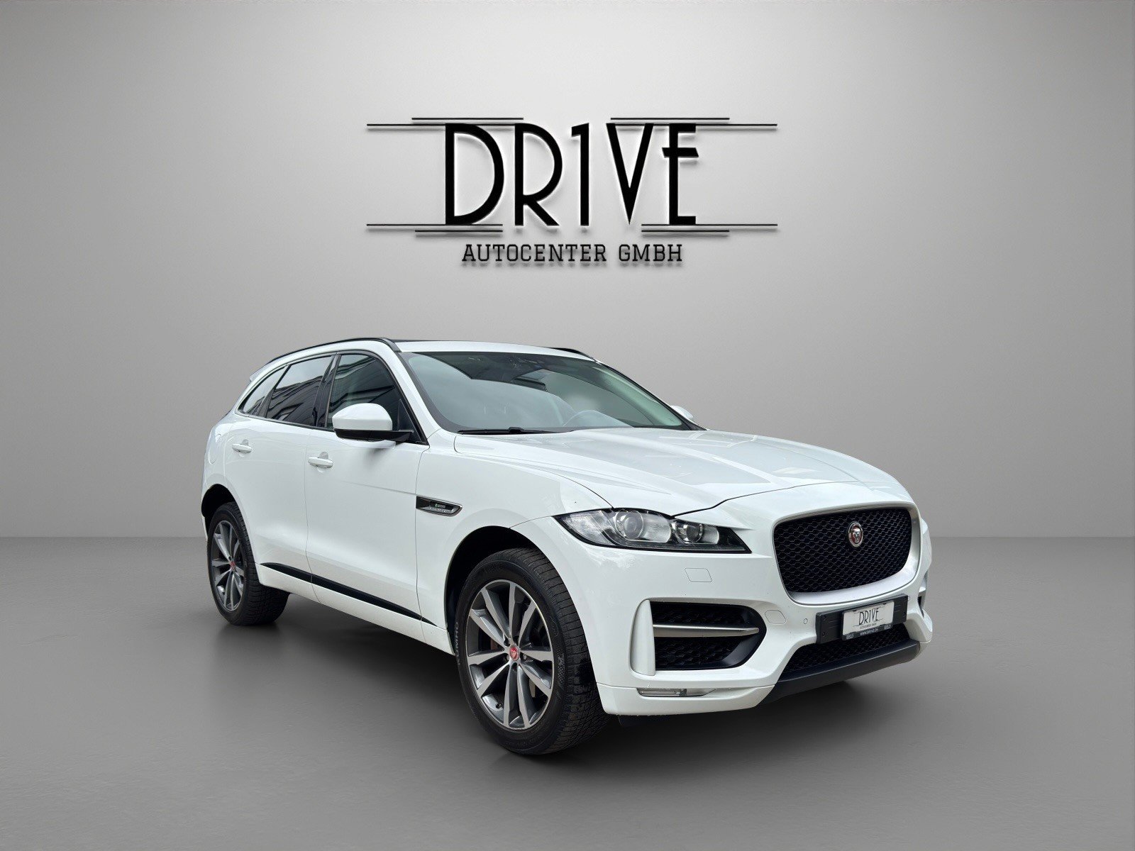 JAGUAR F-Pace 3.0 TD R-Sport AWD Automatik, Diesel, Occasion / Gebraucht, Automatik - 3
