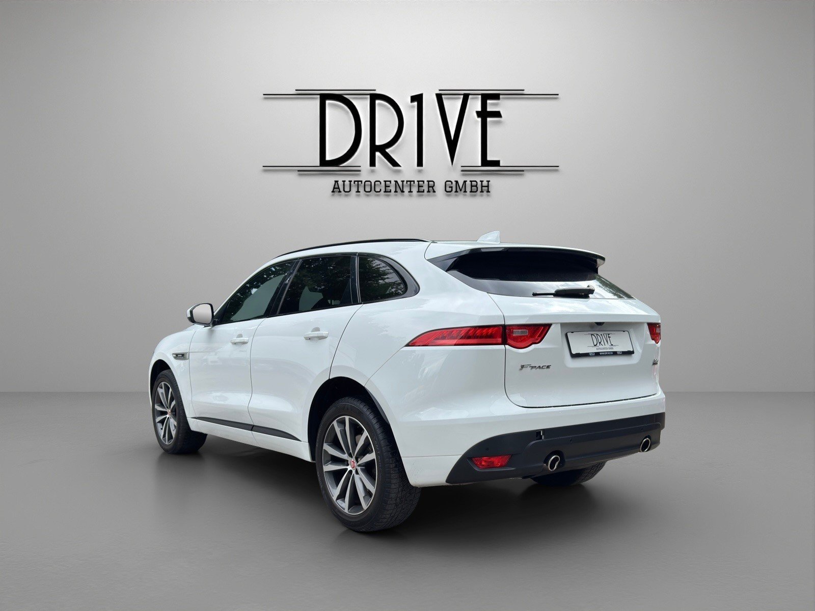 JAGUAR F-Pace 3.0 TD R-Sport AWD Automatik, Diesel, Occasion / Gebraucht, Automatik - 7