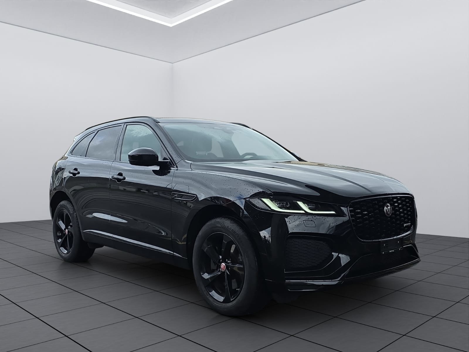JAGUAR F-Pace 2.0 P250 R-Dynamic Black AWD, Benzin, Occasion / Gebraucht, Automatik - 3
