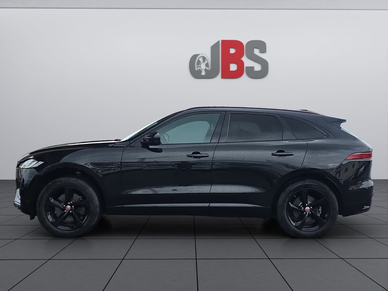 JAGUAR F-Pace 2.0 P250 R-Dynamic Black AWD, Benzin, Occasion / Gebraucht, Automatik - 4