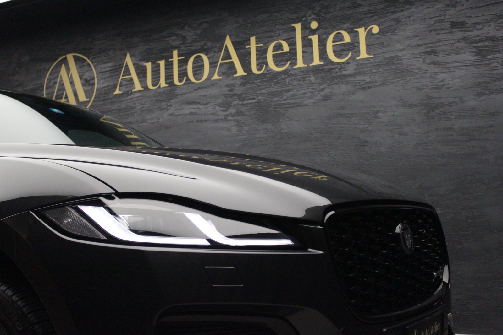 JAGUAR F-Pace 3.0 P400 Sport MHEV AWD, Mild-Hybrid Benzin/Elektro, Occasion / Gebraucht, Automatik - 6