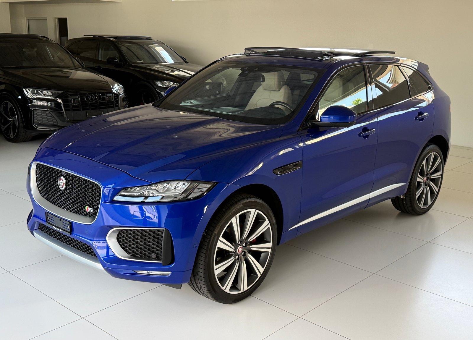 JAGUAR F-Pace 3.0 V6 S AWD Automatik ***1. Hand CH-Fz.***Pan, Benzin, Occasion / Gebraucht, Automatik - 5