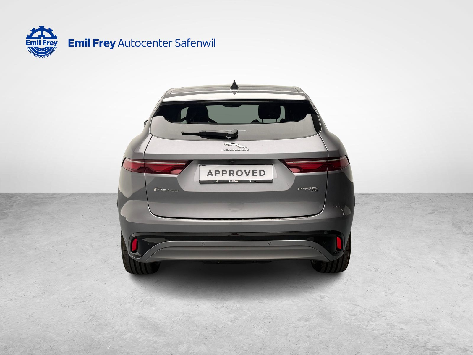 JAGUAR F-Pace 2.0 P400e R-Dynamic SE AWD, Plug-in-Hybrid Petrol/Electric, Second hand / Used, Automatic - 4