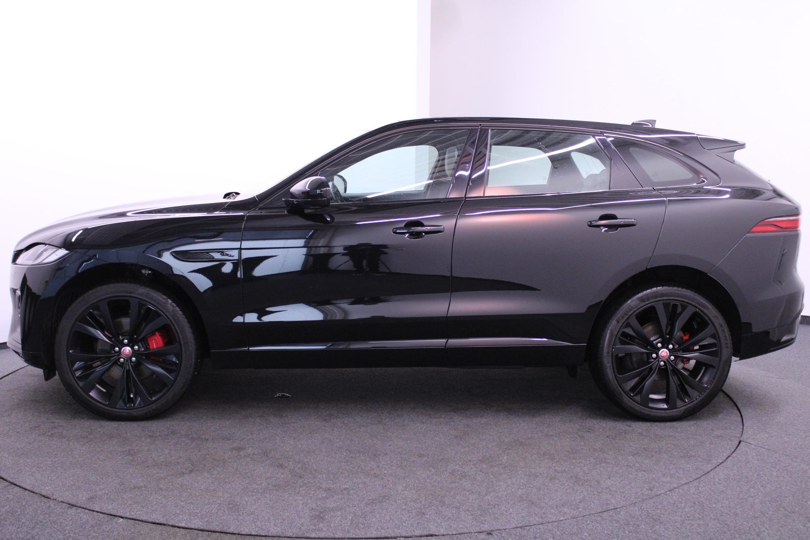 JAGUAR F-Pace 2.0 D I4 200 R-Dynamic S AWD *LEASING 1.99%*, Mild-Hybrid Diesel/Electric, Second hand / Used, Automatic - 5