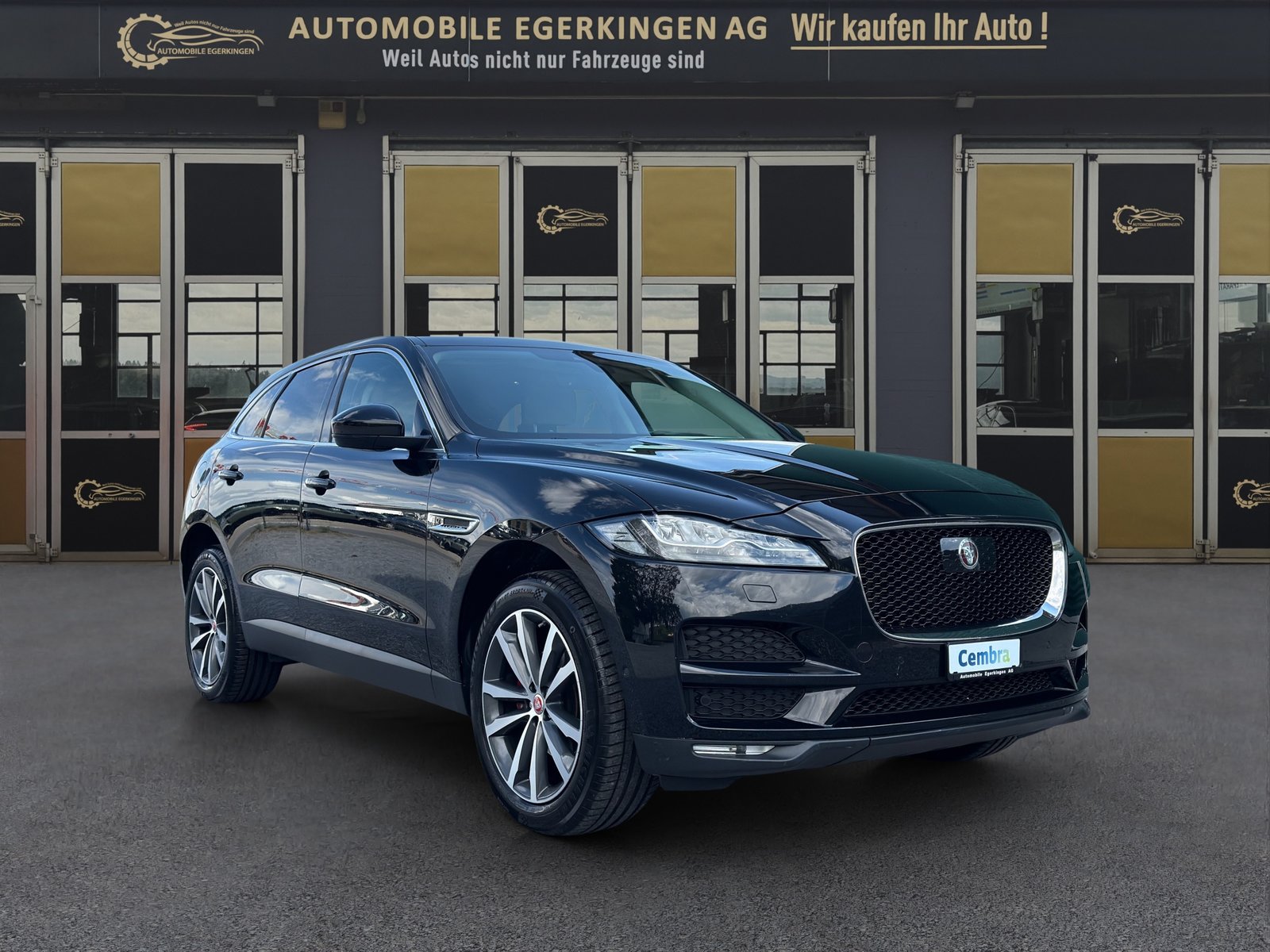 JAGUAR F-Pace 2.0 D 180 Prestige AWD, Diesel, Second hand / Used, Automatic - 3