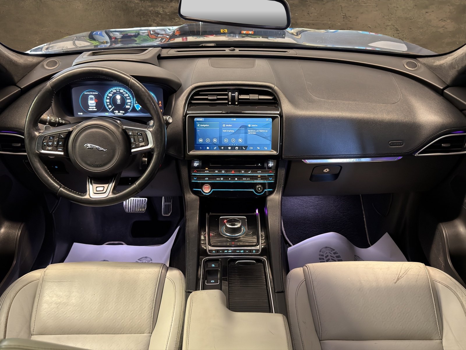 JAGUAR F-Pace 3.0 TD R-Sport AWD Automatik, Diesel, Occasion / Gebraucht, Automatik - 4