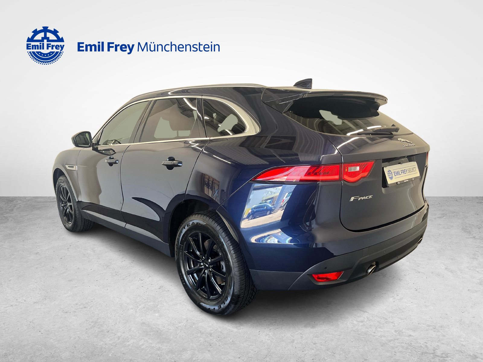JAGUAR F-Pace 2.0 T 250 Portfolio AWD, Petrol, Second hand / Used, Automatic - 3