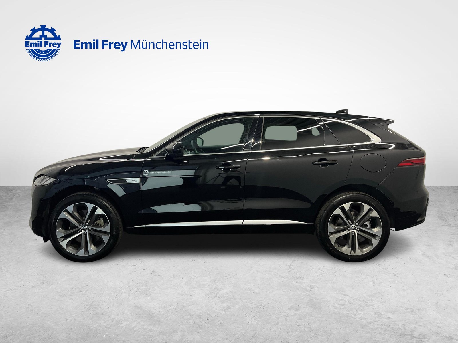 JAGUAR F-Pace 2.0 P400e R-Dynamic HSE 90th Anniversary Ed. AWD, Plug-in-Hybrid Petrol/Electric, Second hand / Used, Automatic - 2