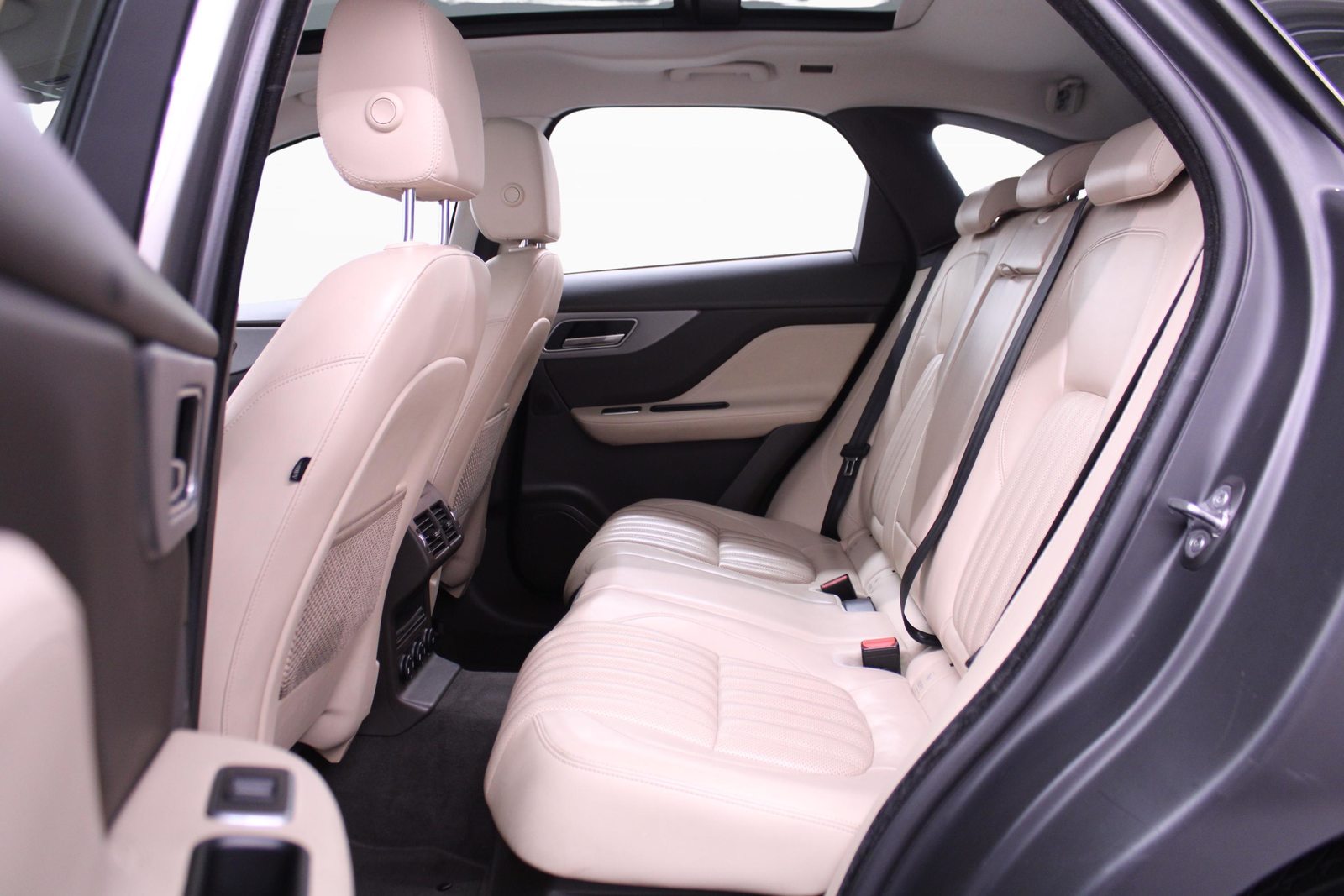JAGUAR F-Pace 2.0 T 250 Portfolio AWD | Schiebedach | ACC, Petrol, Second hand / Used, Automatic - 7