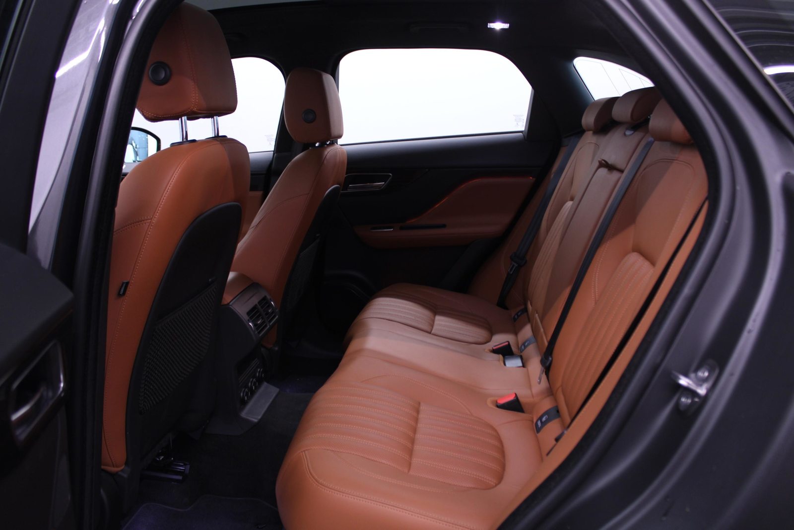 JAGUAR F-Pace 2.0 T 250 Portfolio AWD *LEASING 1.99%*, Petrol, Second hand / Used, Automatic - 6