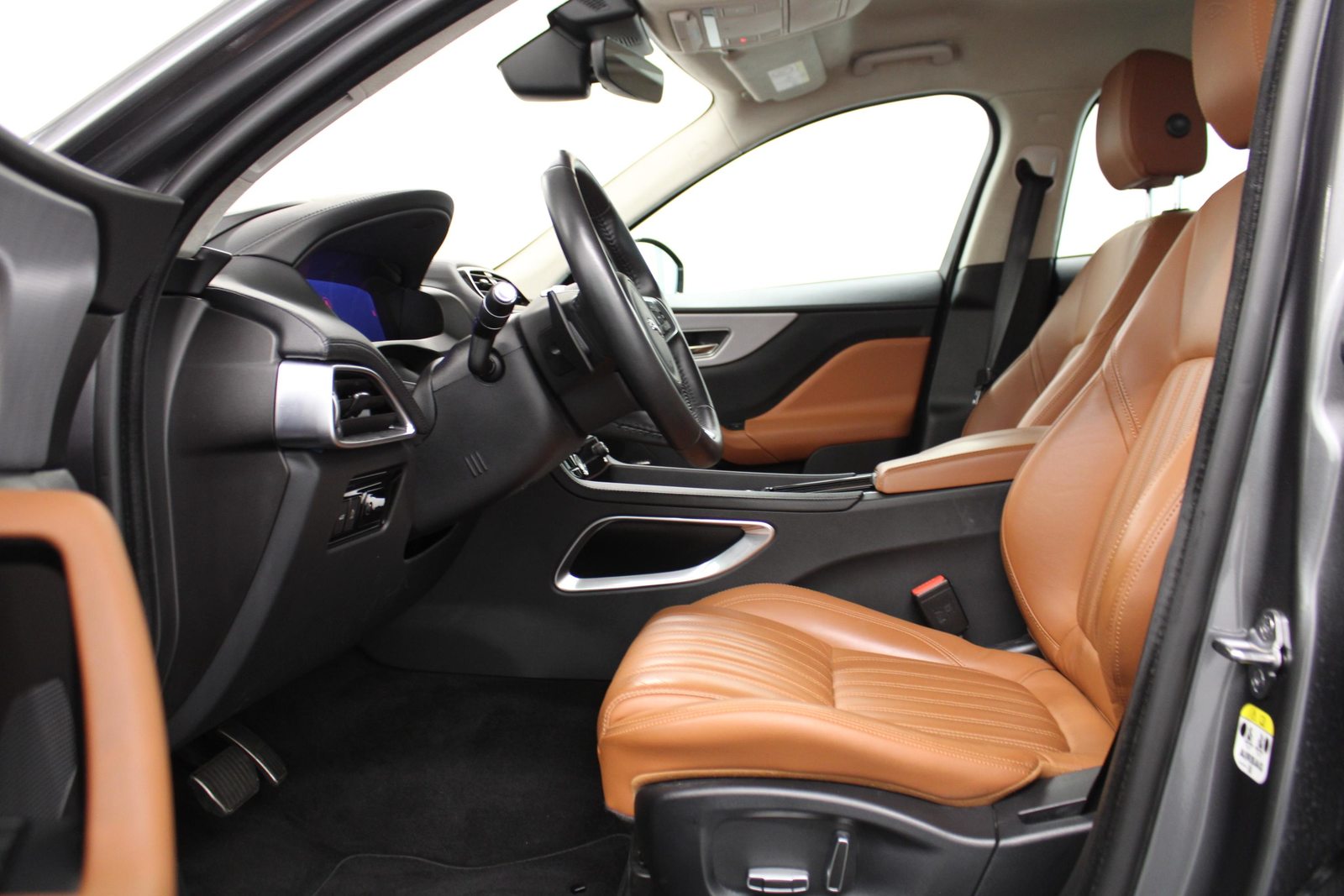 JAGUAR F-Pace 2.0 T 250 PORTFOLIO AWD *LEASING 1.99%*, Petrol, Second hand / Used, Automatic - 5