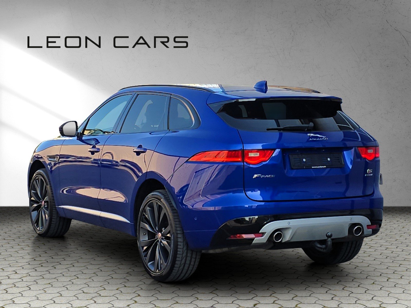 JAGUAR F-Pace 3.0 TD First Edition R-Sport AWD Automatik mit, Diesel, Occasion / Gebraucht, Automatik - 7
