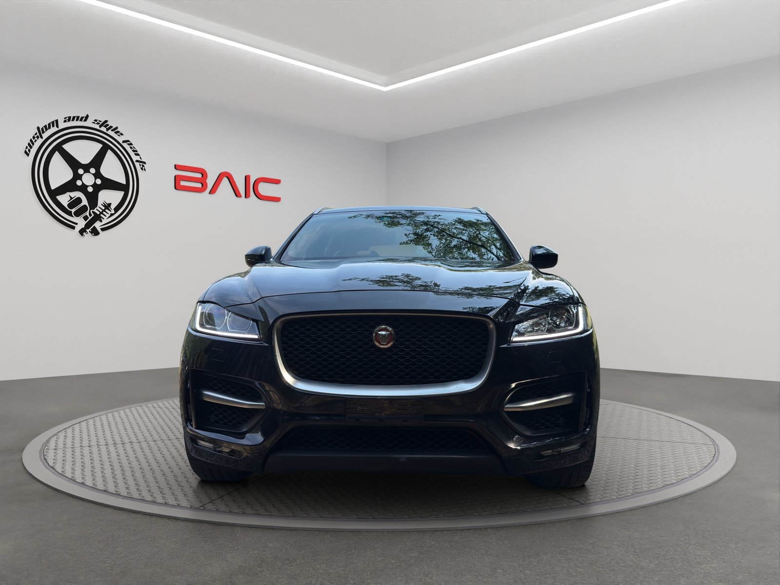 JAGUAR F-Pace 2.0d R-Sport AWD Automatik 90YRS Celebration, Diesel, Occasioni / Usate, Automatico - 2