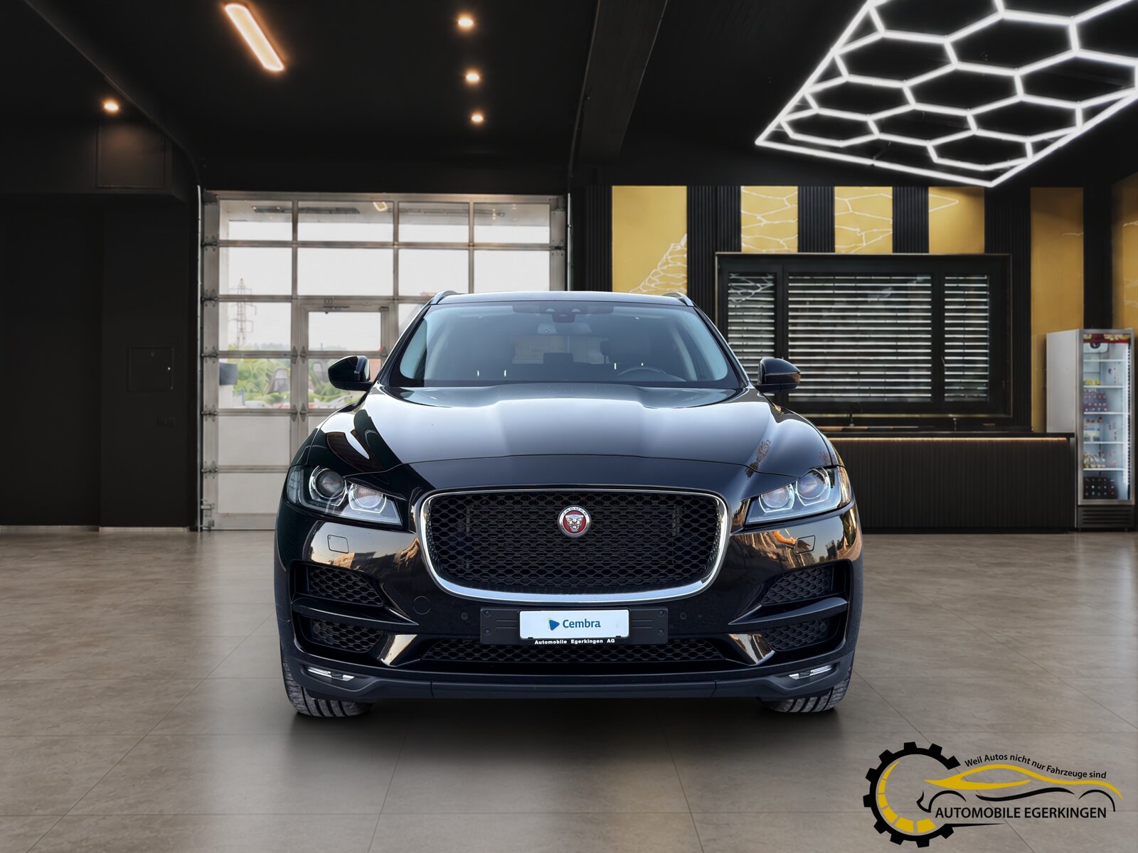 JAGUAR F-Pace 3.0 V6 D Prestige AWD, Diesel, Occasion / Utilisé, Automatique - 3