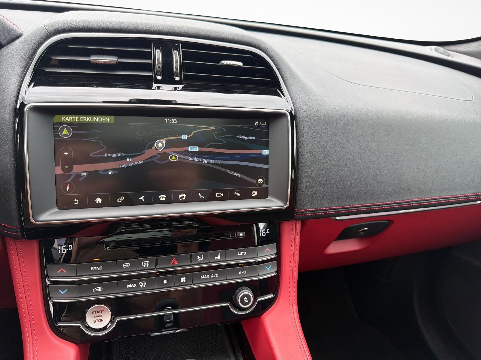 JAGUAR F-Pace 5.0 V8 SVR AWD, Essence, Occasion / Utilisé, Automatique - 7