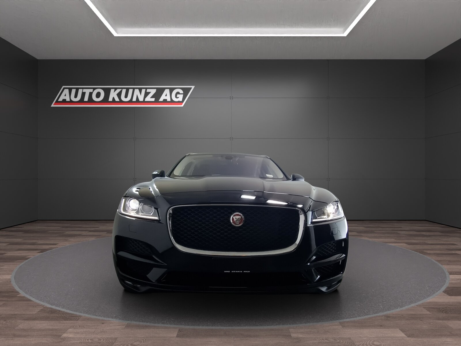 JAGUAR F-Pace 2.0 D 180 Pure AWD, Diesel, Occasion / Gebraucht, Handschaltung - 2