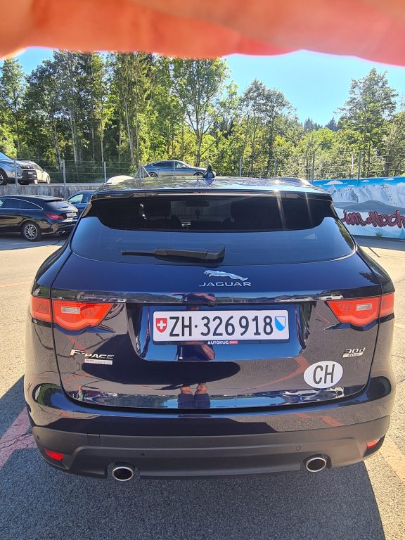 JAGUAR F-PACE 3.0 V6 D 90YRS Celebration Edition AWD, Diesel, Occasion / Utilisé, Automatique - 5