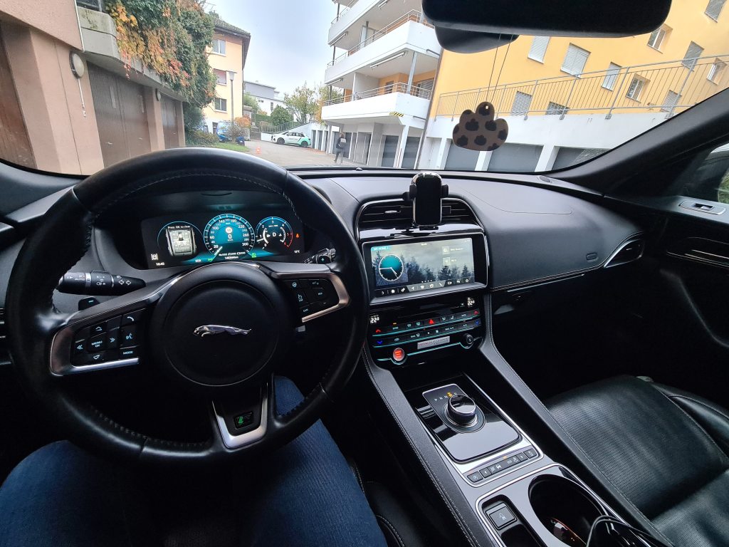 JAGUAR F-PACE 3.0 V6 D 90YRS Celebration Edition AWD, Diesel, Occasion / Utilisé, Automatique - 7