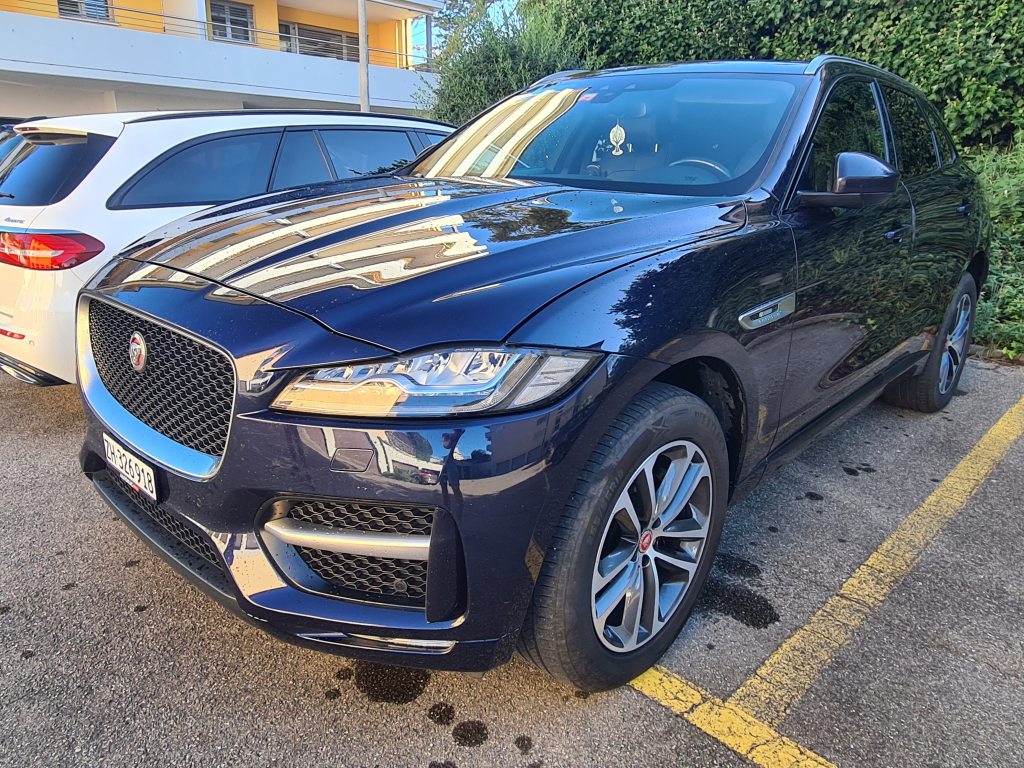 JAGUAR F-PACE 3.0 V6 D 90YRS Celebration Edition AWD, Diesel, Occasion / Utilisé, Automatique - 3