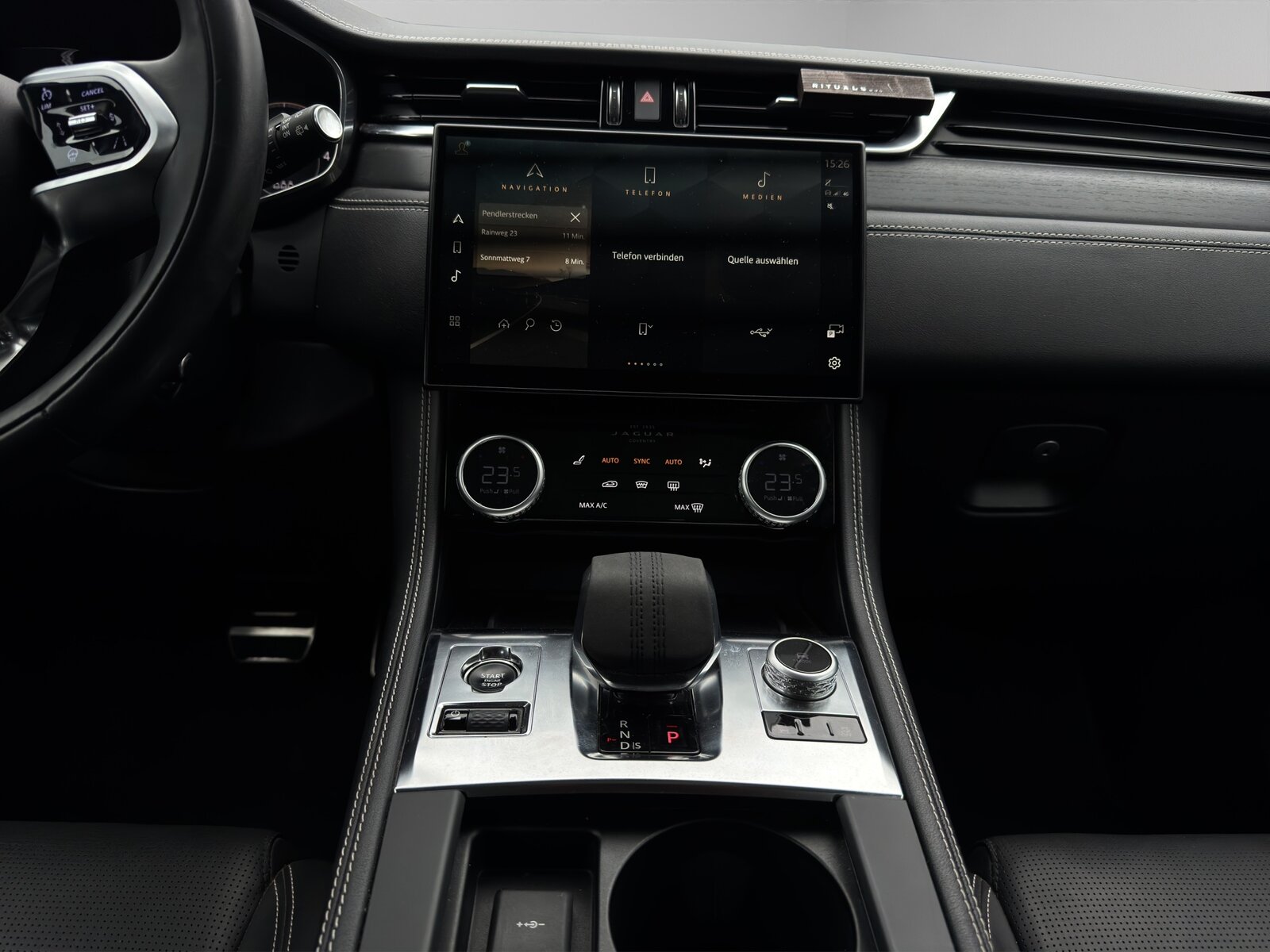 JAGUAR F-Pace 3.0 D I6 R-Dynamic HSE AWD, Diesel, Ex-demonstrator, Automatic - 7